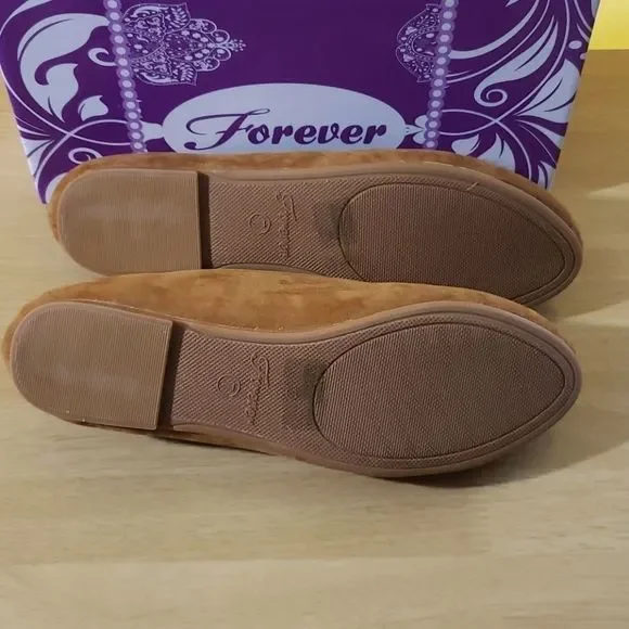 Forever Tan Flat Shoes with Pom-pom - Picture 4 of 4